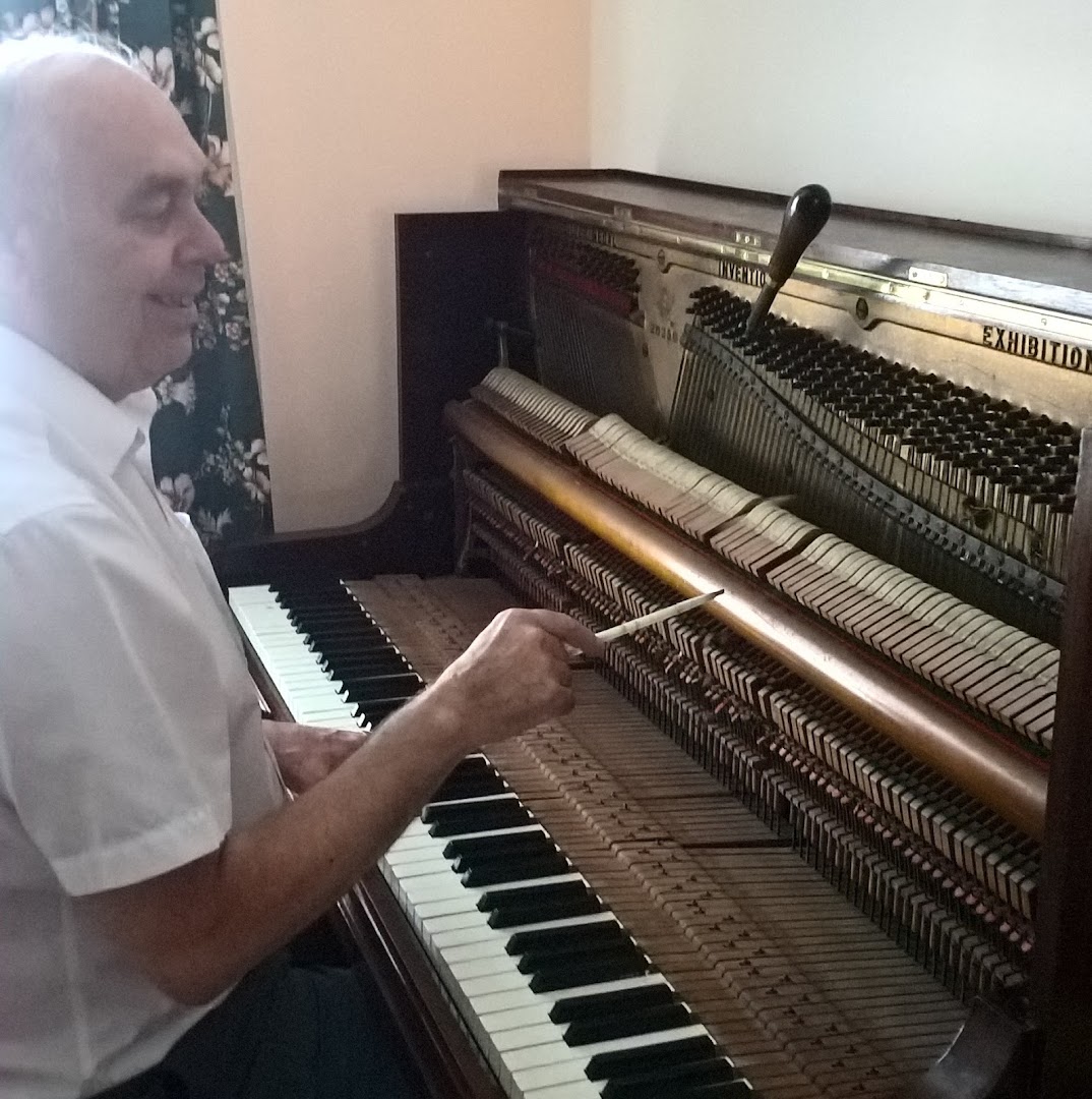 Alan Neale Piano Tuner Technician — Photos 2